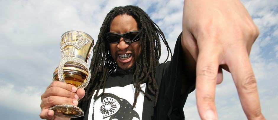 IncredibleDiary's tweet photo. Lil Jon: the key player in crunk music https://t.co/e0CUHgqiGc @drpremj #FamousPeople https://t.co/8WWguvm20I
