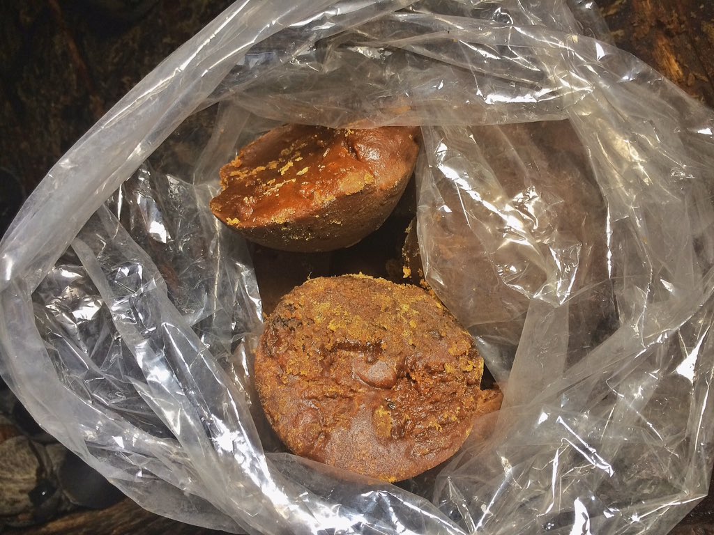 JelajahTani's tweet photo. Gula merah yg terbuat dari bahan awal Tebu stlh melalui pemrosesan https://t.co/YWJJu9vrLK