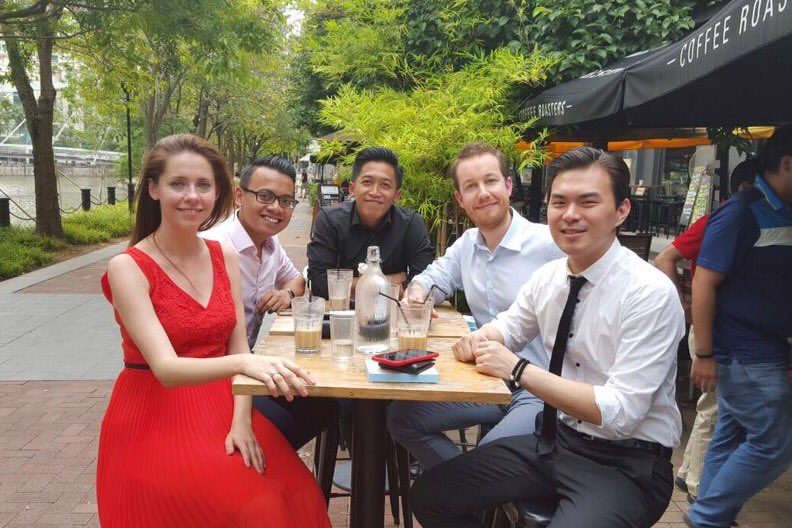 justmaul's tweet image. Lovely catch up (after food coma) at the riverside! ~ @Monik