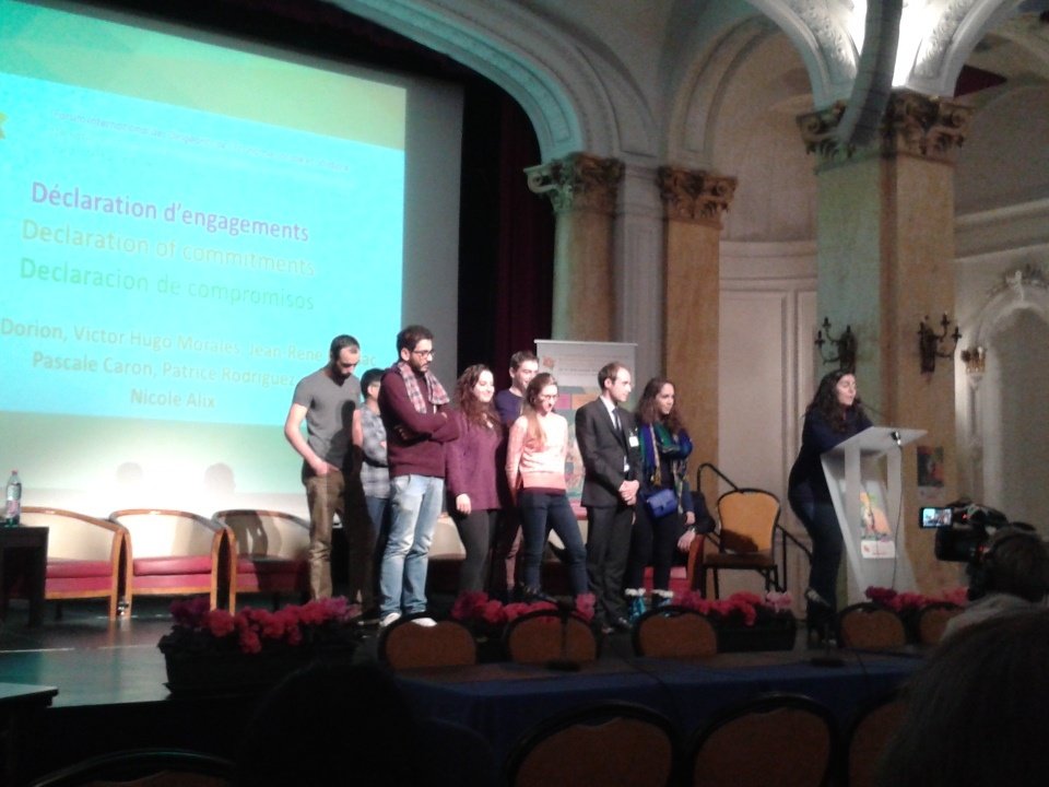 cleeress's tweet photo. Lancement du réseau international des jeunes de l'#ESS aux #RMB2015 ! https://t.co/35vOnm0SRw