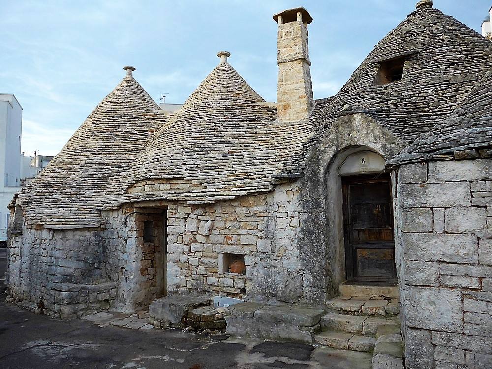 ilturista's tweet photo. Ma quanto sono belli i trulli? ๐ #365PugliaDays #ItalicaExperience #Apuliasmartourism https://t.co/H56KeU6C0H