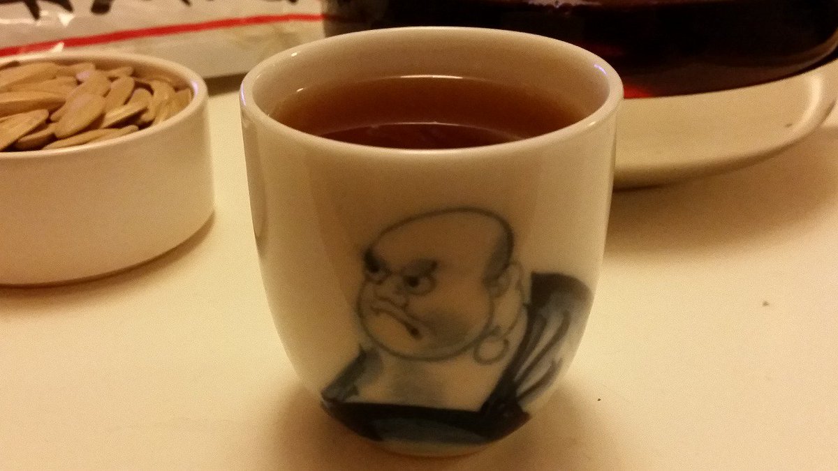 RouletteTea's tweet photo. Typical. The one #blackfriday deal I managed to get has just been cancelled. It's going to be a grumpy cup morning. https://t.co/XwNLgqAtPL