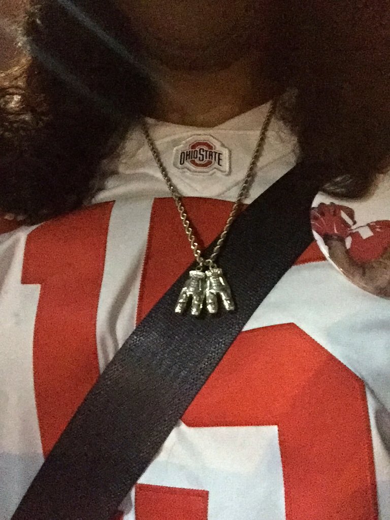 Momma_Elliott's tweet photo. ❌o❌❌a needs another pair of gold pants! https://t.co/HCAMHVKWGw