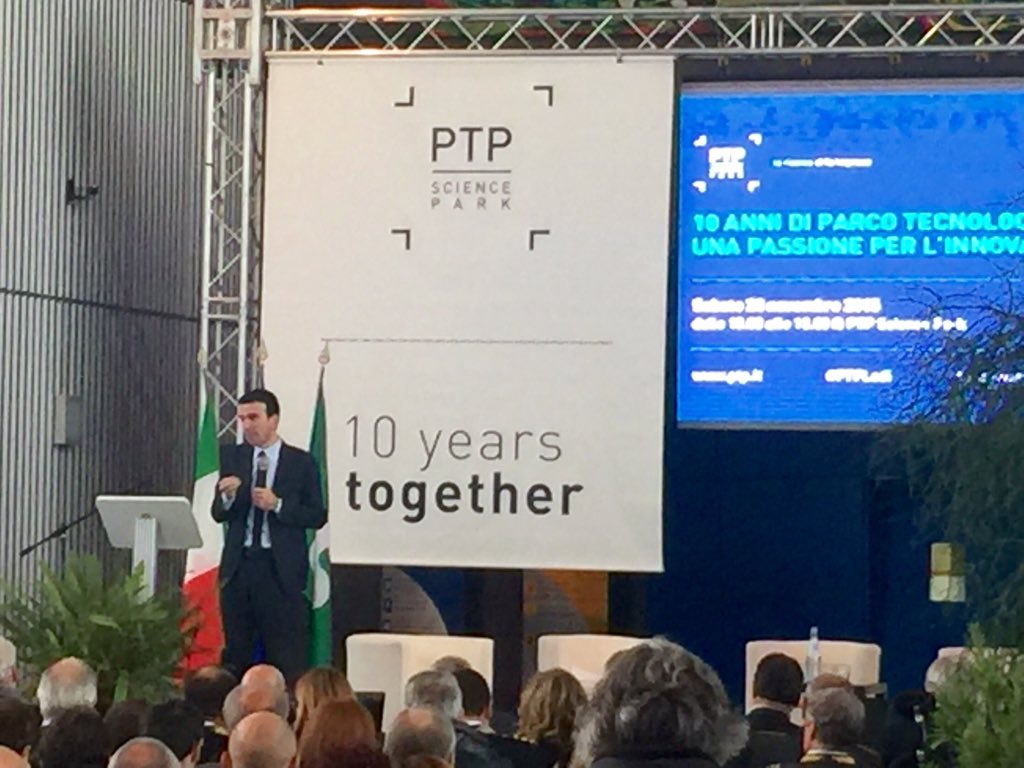 dr_ceriani's tweet photo. @maumartina @GianlucaCarenzo #EXPO  @inuovicibi  "Laboratori di capitale umano che creano leadership nazionali" https://t.co/AQFJBDVFDL