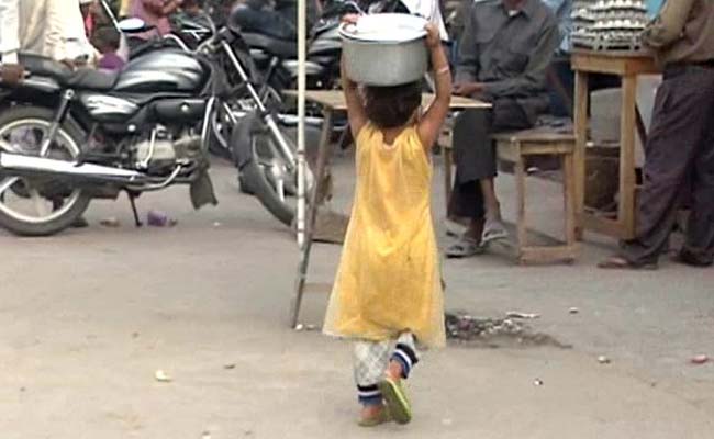 ndtv's tweet image. What worries experts on proposed changes to child labour law goo.gl/EXvbMI