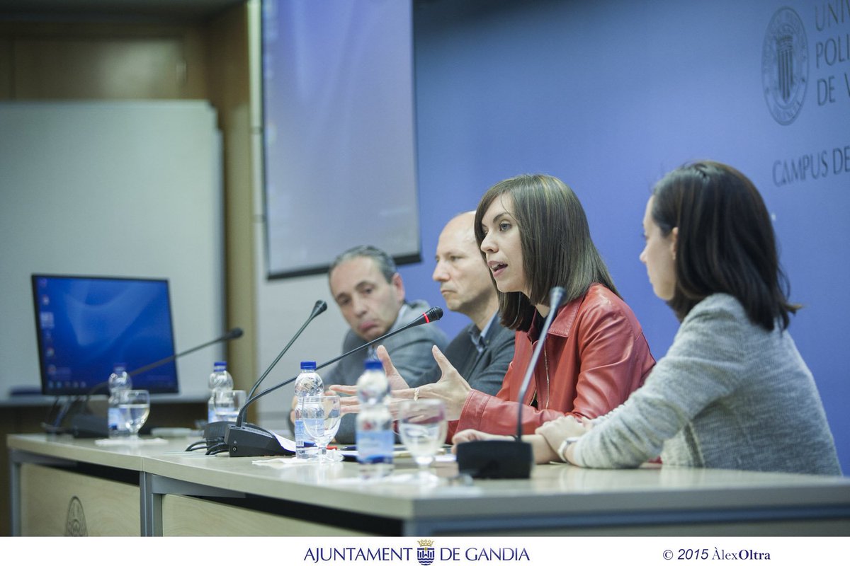 DianaMorantR's tweet photo. 📷 Jornada #SmartCities al @campusgandiaupv El coneixent i la innovació la tenim molt a prop https://t.co/eTOQNg4Rww https://t.co/ex4SOyVhAm