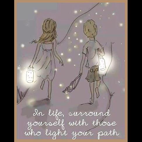 LifestyleOnline's tweet photo. @Mama3Cubs @tjohara2012 @Margret_Fischer @kimczwicker @Mar__Carrillo @Politution @DMashak @klout #surroundedbylight https://t.co/9XoyuyGzVt