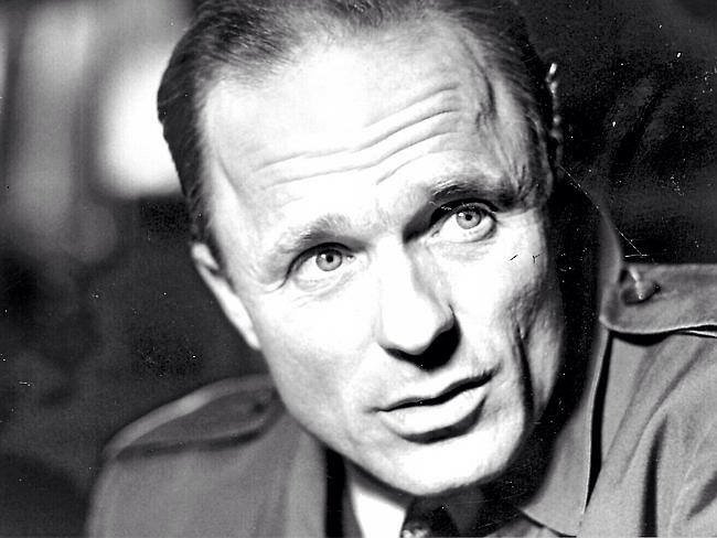 HAPPY BIRTHDAY
Ed Harris - 28 noviembre 1950 