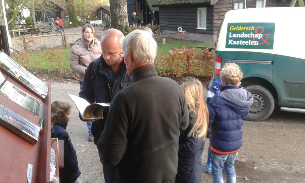 Het promotie team in actie tijdens de #winterfair in Staverden. Wij zijn de hele dag open.