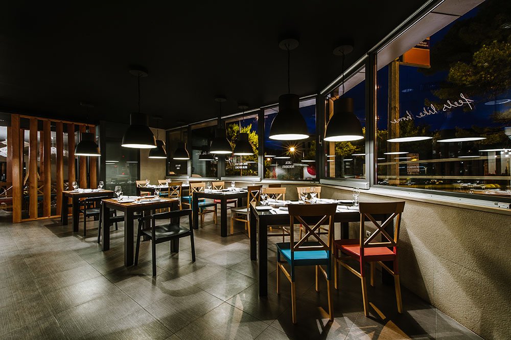 Beautiful <a href="/Pantarul/">Pantarul</a> on <a href="/spotiecom/">Spotie</a> !
spotie.com/space/pantarul…
#restaurant #design #interior #dubrovnik #croatia