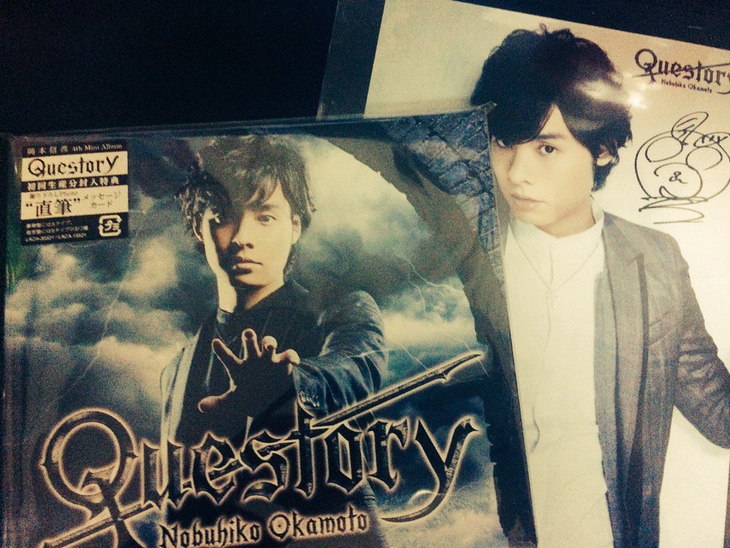 Lala_nicopixiv's tweet photo. のぶくん「Questory」発売おめでとうございました！

イラスト当日に間に合わなかったぜ畜生(´・ω・｀)
けど！ちゃんと当日に買ったんだから！！←うるさい
(剣の柄は適当です、似てないです。)

#Questory https://t.co/5uFLwF1itt
