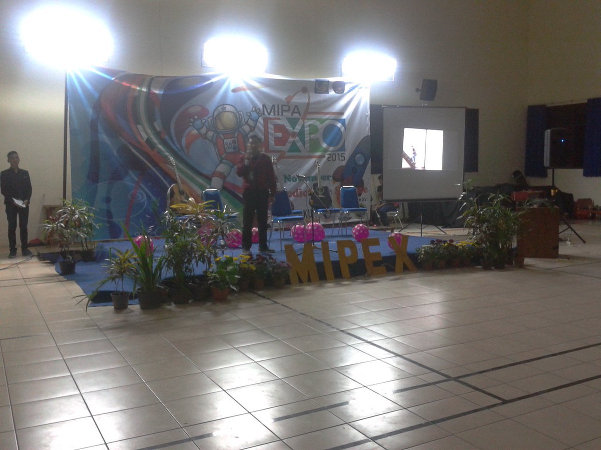 MIPAEXPOUB's tweet photo. Sambutan dari ketua pelaksana MIPA EXPO 2015, kak Ahmad Rifani https://t.co/HmYV9CMjEx