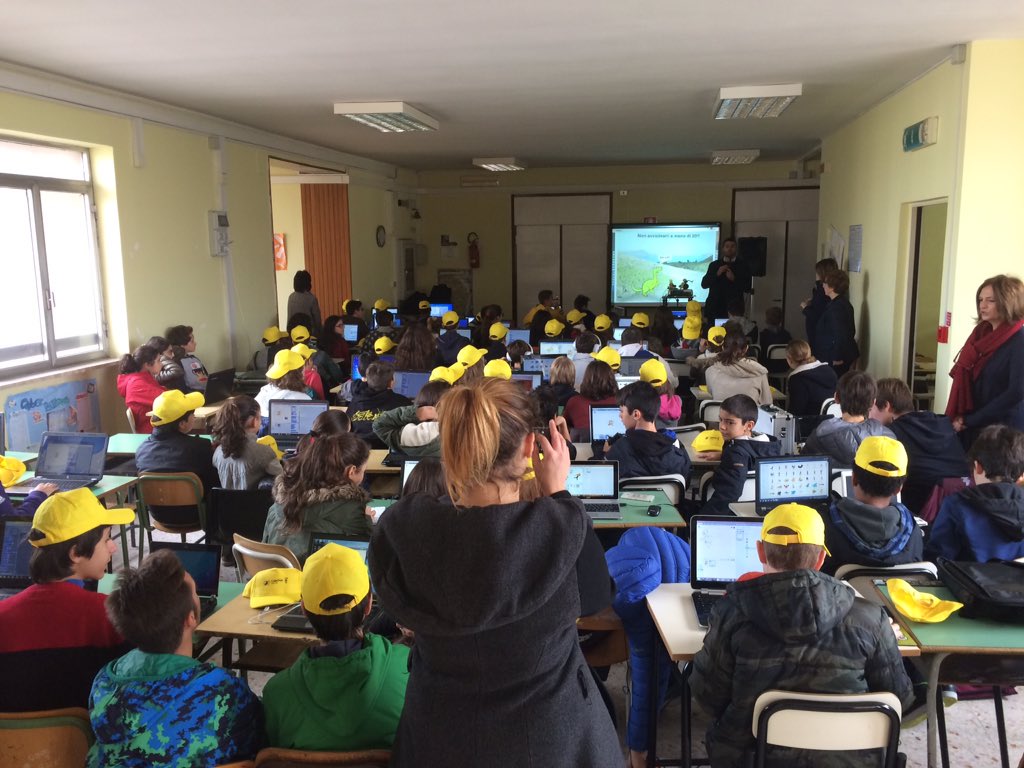 #soddisfazioni a scuola. Quella del presente rivolta al futuro <a href="/CoderDojoLe/">CoderDojo Lecce</a> <a href="/coderdojo/">☯CoderDojo☯</a> #code4lecce