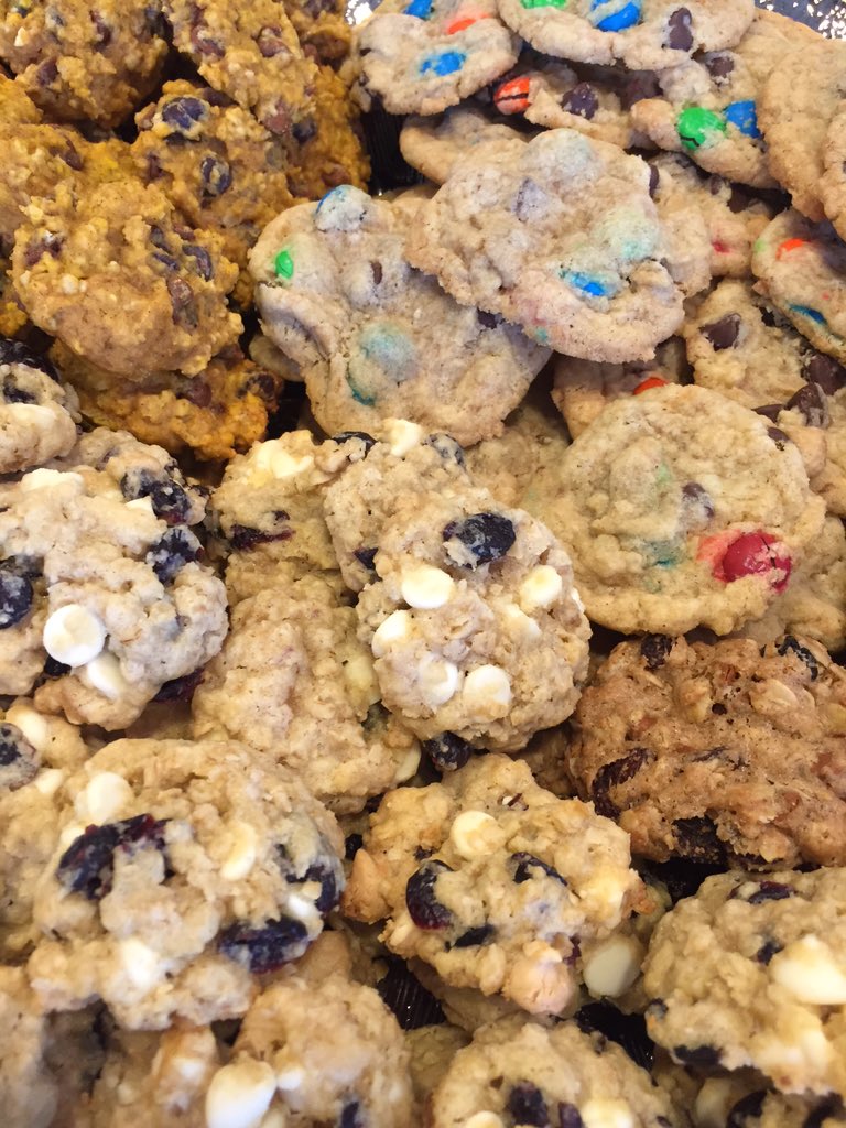 themixchix's tweet photo. It's Small Business Saturday! Get 25% off your ENTIRE online order through Cyber Monday! https://t.co/Nq3b2gk5SF https://t.co/LFUoBD0bJQ