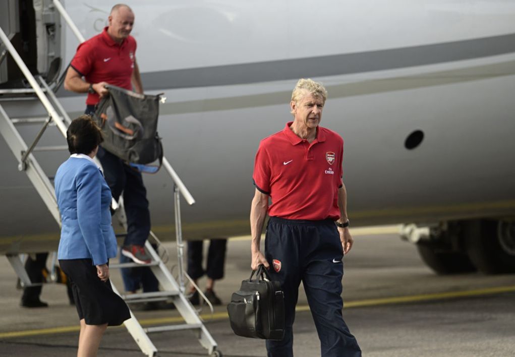 RMCsport's tweet photo. Arsenal : un vol de 14 minutes qui fait jaser https://t.co/7BwNL3KwNZ https://t.co/7p4ebxtlhr