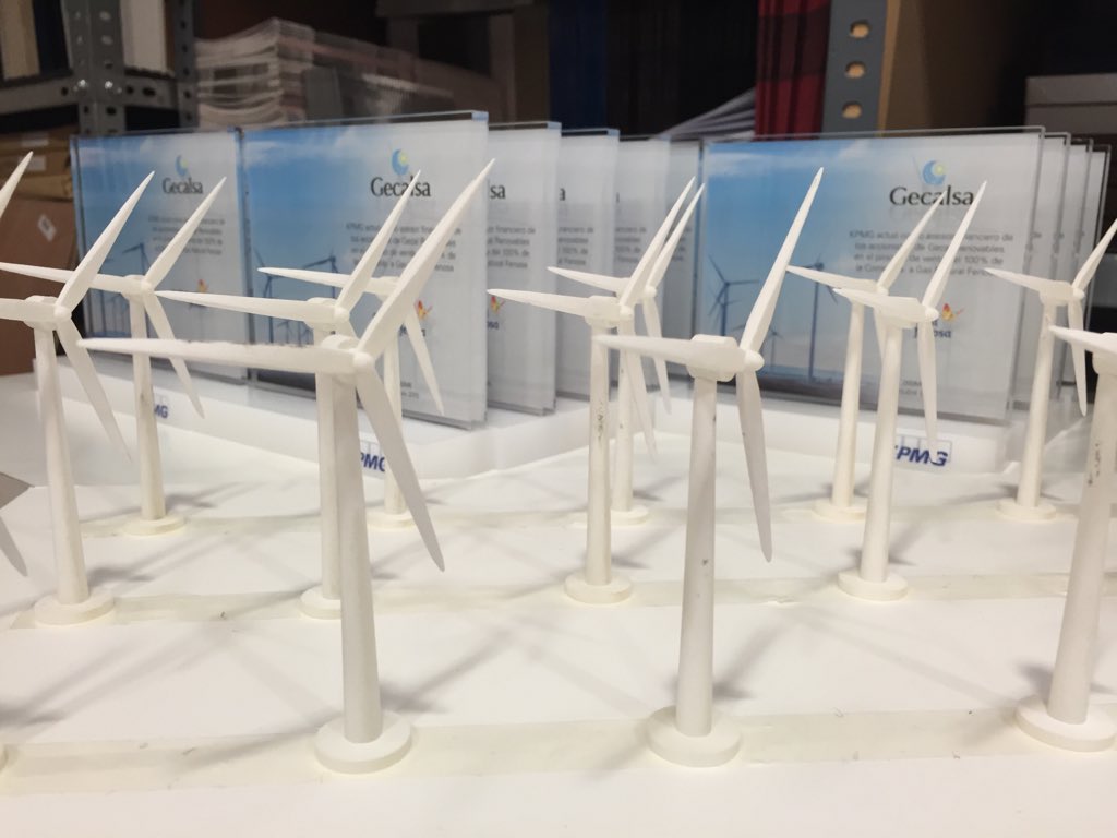 Arteinversion's tweet image. Preparando molinillos para #tombstones de @Arteinversion