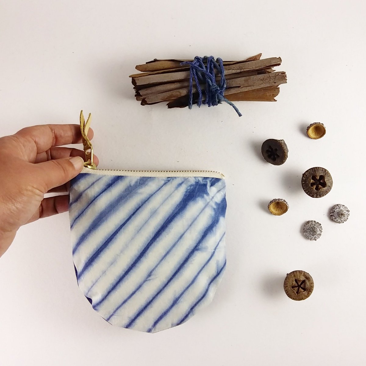 Tinctorea's tweet photo. Contando los días para estrenar tienda! @mundolanar #NaturalDyes  #SlowTextileConcept #EverGreenTextiles https://t.co/Braq44sMsW