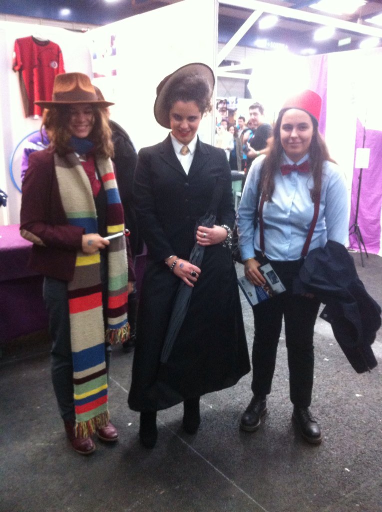 LillyT_31's tweet photo. Surrounded by doctors at the @TGSTOULOUSE #TGS2015. #MichelleGomez is not as lucky as I am ;) #SaySomethingNice https://t.co/2aqQAkz9kM