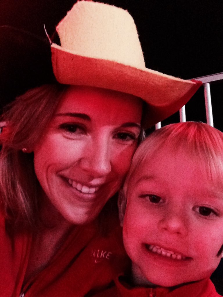 SandraSchnock's tweet photo. Go Go Belgium! #DavisCupFinal https://t.co/3qARfKdxkY