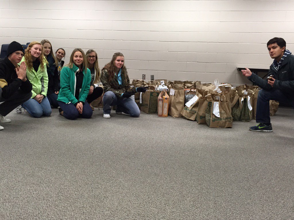 CODistrict2DECA's tweet photo. Cherokee Trail DECA picking up for their canned food drive today! https://t.co/buwwXai3gb