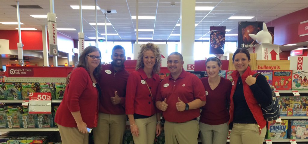 T2347 Amazing First Impressions, ready to sell and take great care of guests! #YouMakeTarget #Appreciation