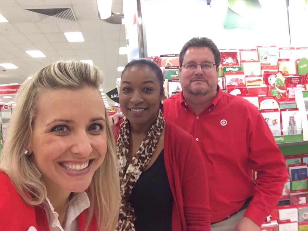 Williamsburg T2296 sure knows how to take care of their team!  #YOUMakeTarget <a href="/JerryISiegel/">Jerry Siegel</a>