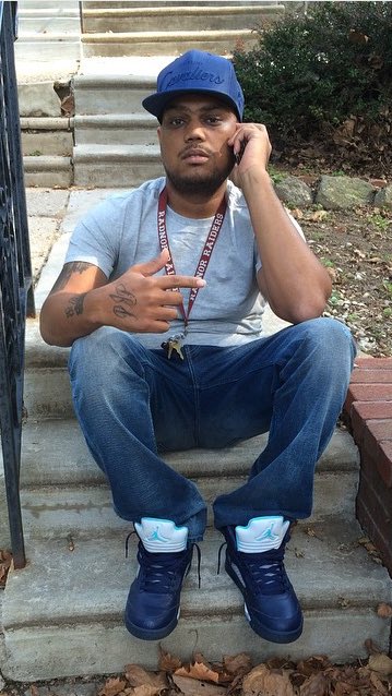 Markie25st's tweet photo. Free you dawg smh #MR66 https://t.co/OgJTMMGahj