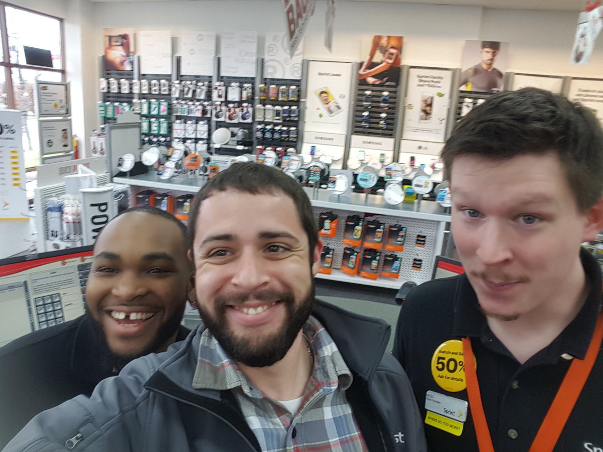 SPGToledo's tweet photo. #SPGOwnsBF
#SPGEmployeeBFContest
@NRSPG_DFBRS 
Reach across the Aisle (Carpet) St@R &amp; RS partners Full Force! https://t.co/ZhzGLRObc5