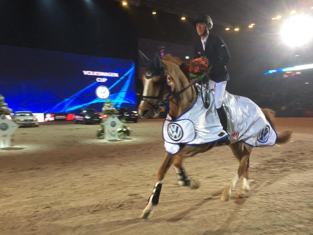 SwedenHorseShow's tweet photo. Vinnare av Against the clock är Bertram Allen på hästen Quiet Easy som red på hela 60.95 sekunder! https://t.co/JT4jFxCxVm
