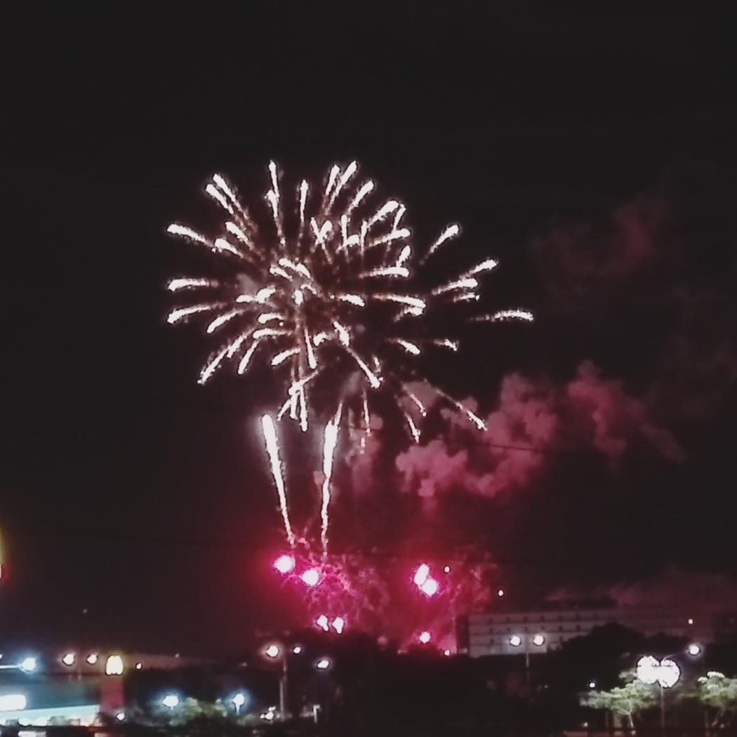 angelirosee_'s tweet image. #Pyrofest 🎇🎆