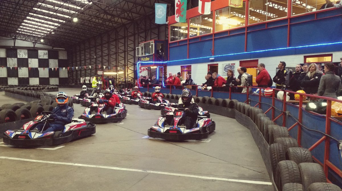 kartinguk's tweet image. Great to have @caterhamcars on the track this afternoon. #competitiveracing #rainingoutside