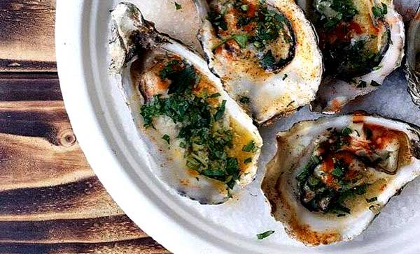 hotdinners's tweet photo. Streetfood @DecaturLondon have taken over the kitchens @drinksatpamela - menu looks great https://t.co/AhRJlKopmf https://t.co/i8AgE0MyHH