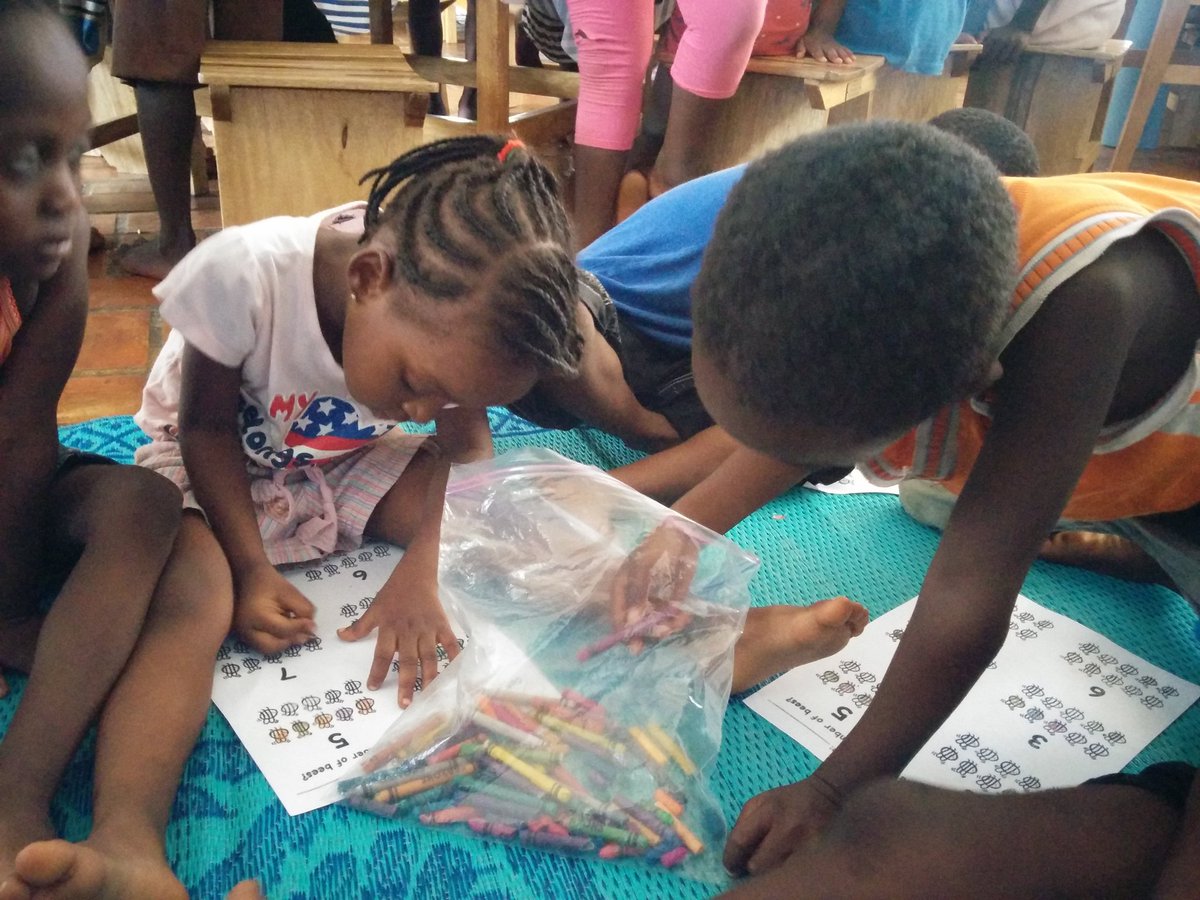 stembees's tweet photo. Another amazing collaboration with @freelunchgh here at Korle Gonno #Stembees #giveme5 https://t.co/9X8s2KPuNd
