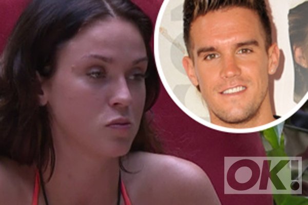 OK_Magazine's tweet photo. I'm A Celeb's @VickyGShore branded a 'fake' by former co-star: https://t.co/8dD3VYNxhk https://t.co/KPlwxNjbZ7