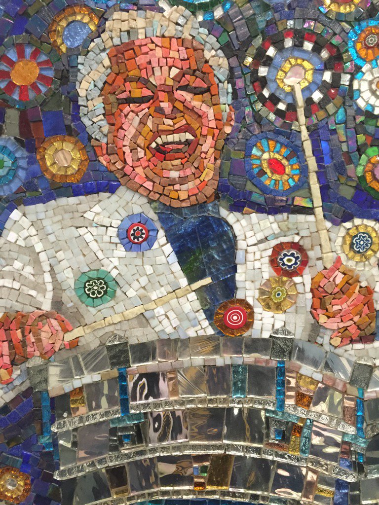 L_Coqui's tweet photo. Mosaic master Manny Vega's mural honoring Latin music icon Tito Puente. https://t.co/xb82sQE9cz