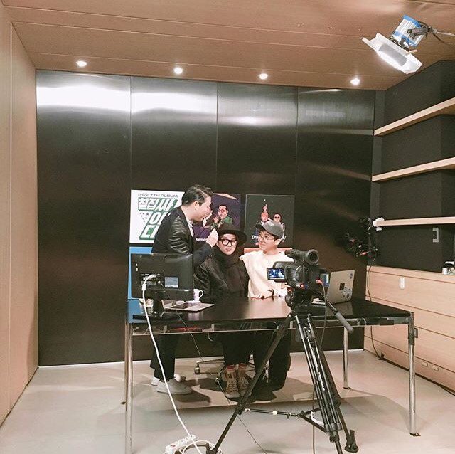 innercircleww's tweet photo. [INSTA] winnercity: #winner #winnercity #PsyLiTel #yoon #mino #SuddenAppearance #seoul https://t.co/3sM4O9M1p8 https://t.co/NhcCx60mxK