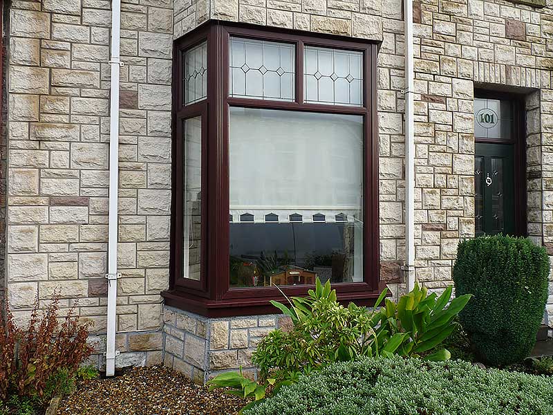 HomestyleCymru's tweet photo. Mrs Wilyeo in Neath is ready for Christmas with her new Rosewood Triple Glazing and Doors https://t.co/RDv2aSIlEl https://t.co/8QUaRUXxMJ