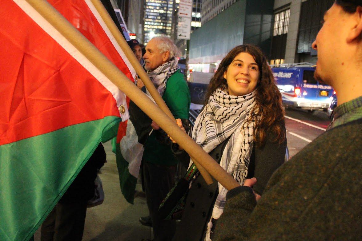 PalAnonymous's tweet photo. New Yorkers protest to #StopG4S before global #UNDropG4S action https://t.co/OrQulCJ23A  https://t.co/PkvGGFvCuB #PalestineSolidarityDay