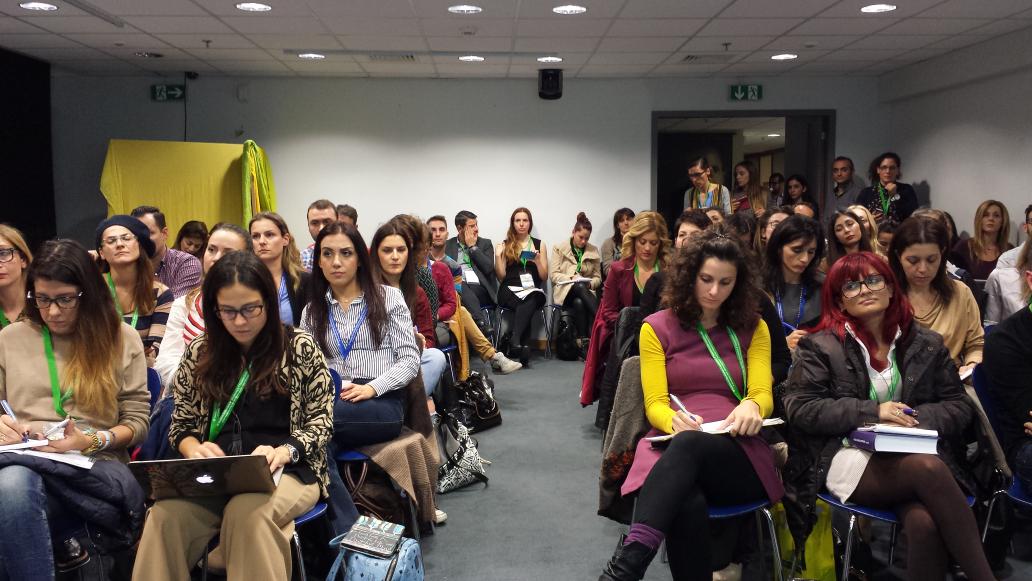 HDAconf2015's tweet photo. Φροντιστήριο Αθλητικής Διατροφής, της Ομάδας Ειδικών Αθλητικής Διατροφής του ΠΣΔΔ. Υπερπλήρης η Φαίδρα #HDAconf2015 https://t.co/uB3boM34Vu