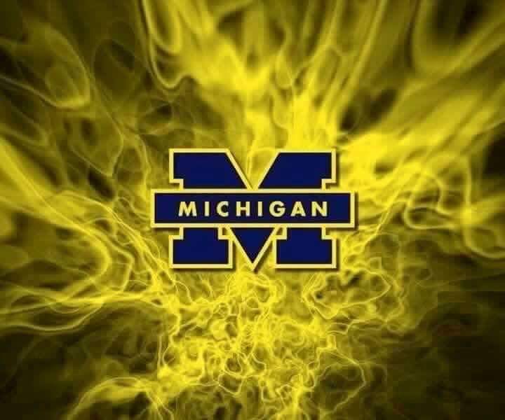 FanchonStinger's tweet photo. Almost SHOWTIME #MichvsOhioSt #DanAndFan is #DanvsFan today! @DanSpehler #GoBlue #Michigan #Wolverines #BigHouse https://t.co/vWYtNlXkUq