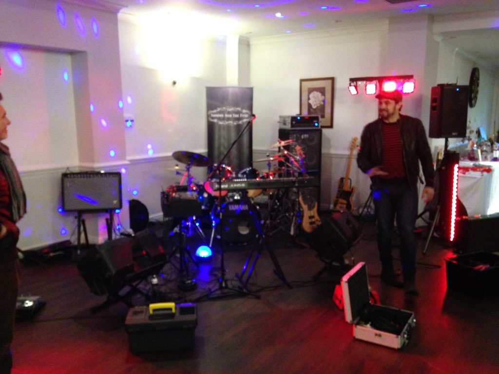Thanks to <a href="/TommyLewisMusic/">Tommy Lewis</a> Gary Goodall @s15scm @SwarezArt for your involvement in tonight's event <a href="/HollieGazzardT/">Hollie Gazzard Trust</a>