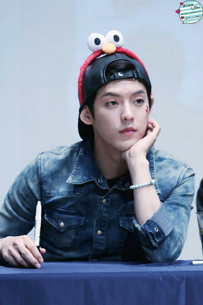 Happy birthday kakak ku tercintaaaah  Lee Minhyuk!      