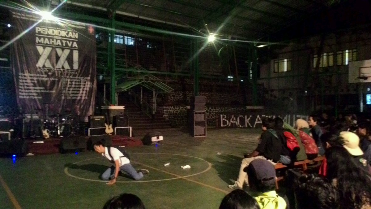 Wilujeng milangkala <a href="/MahatvaUnpad/">PMPR PG MAHATVA</a> Semoga makin jaya!