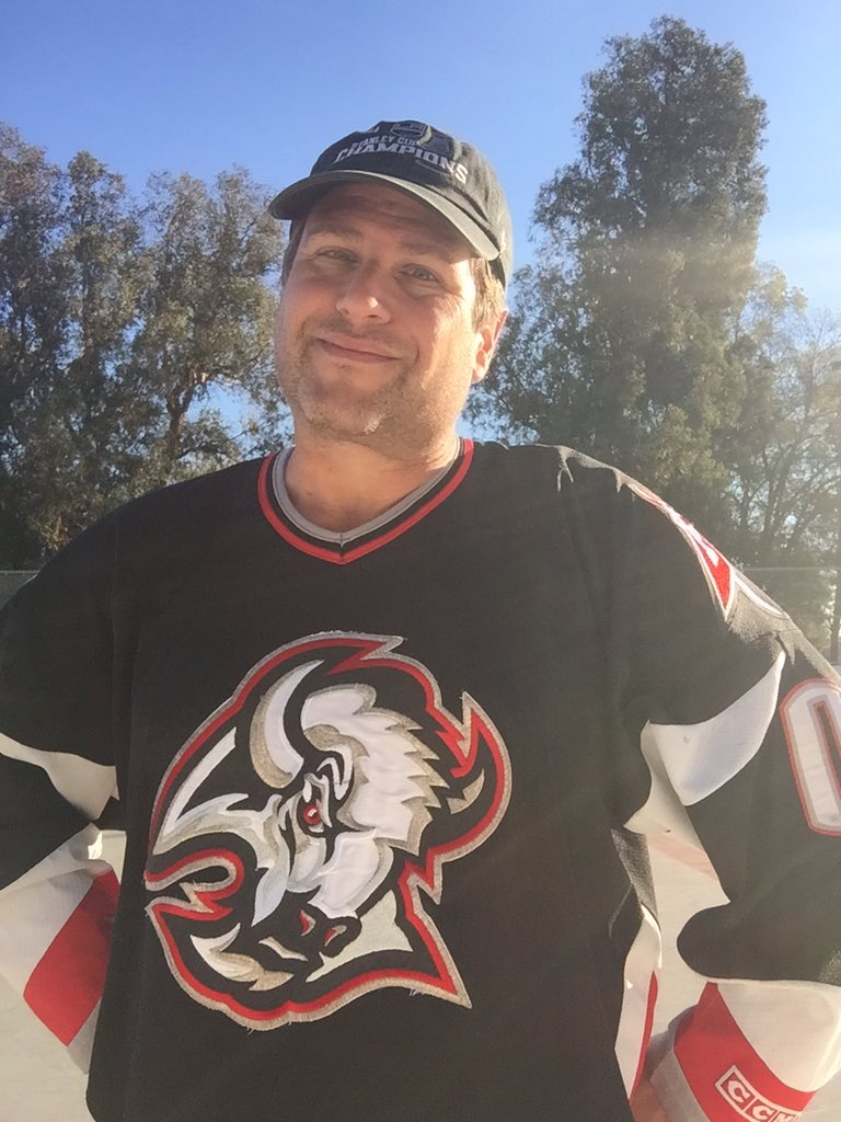 Omaholic's tweet image. Let&apos;s go Buffalo! (Man, it feels like Buffalo here - it&apos;s 49 degrees!) #saturdayskate #westsideproblems