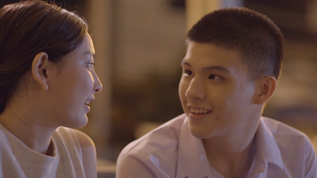 gthchannel's tweet photo. รู้เปล่าว่าเราอะชอบพละ แล้วพละชอบเรามั้ย อยากคบกันเป็นแฟนมั้ย? :)

#ทีมส้มส้มพละ
#HormonesTheSeries3 EP.10 https://t.co/tLhAU71pGL