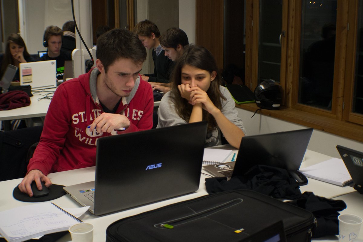 BDE_UTC's tweet image. Le BDE est présent au #HackathonUTC !