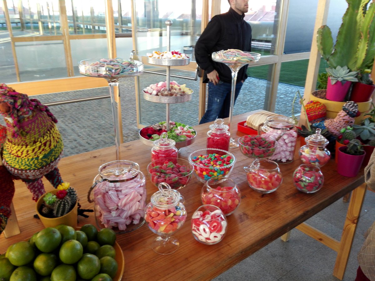 Dándole más color a la tarde en el #EndesaHackathon @endesainforma