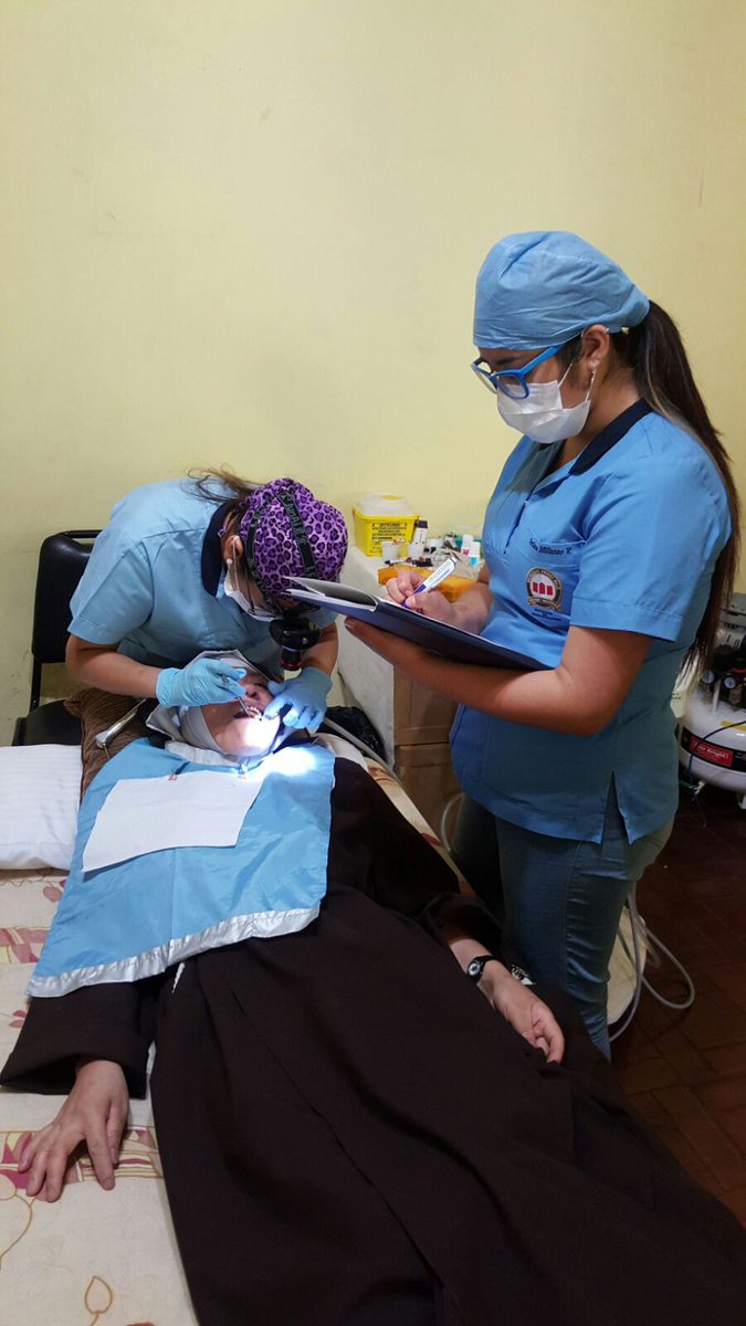 AsoUnab's tweet photo. Último #operativo #dental #ASOUNAB en Monasterio de la Santísima trinidad de Stgo... gracias a nuestros #voluntarios https://t.co/19SmYTVqDs