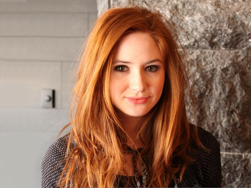 Happy 28th Birthday to the wonderfully talented Karen Gillan aka Amy Pond! 