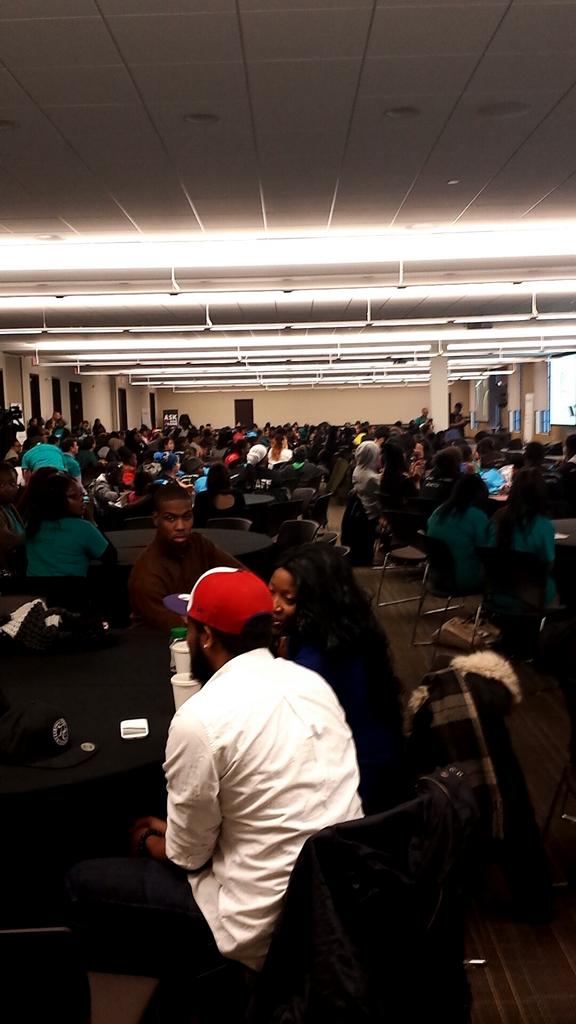 ThisIsScribe's tweet image. Getting ready to take the stage at #IIRTO with this room full of youth. Let's goooo